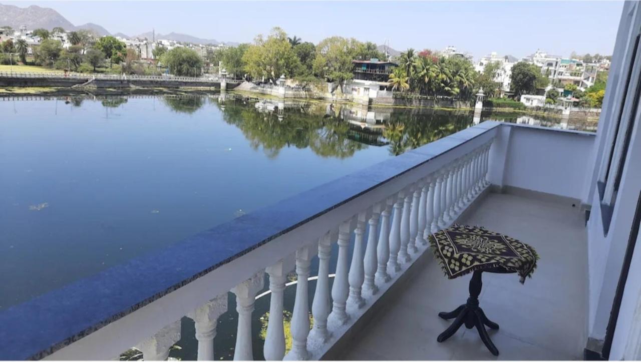 The Villa By The Lake Udaipur - B&B Udaipur
