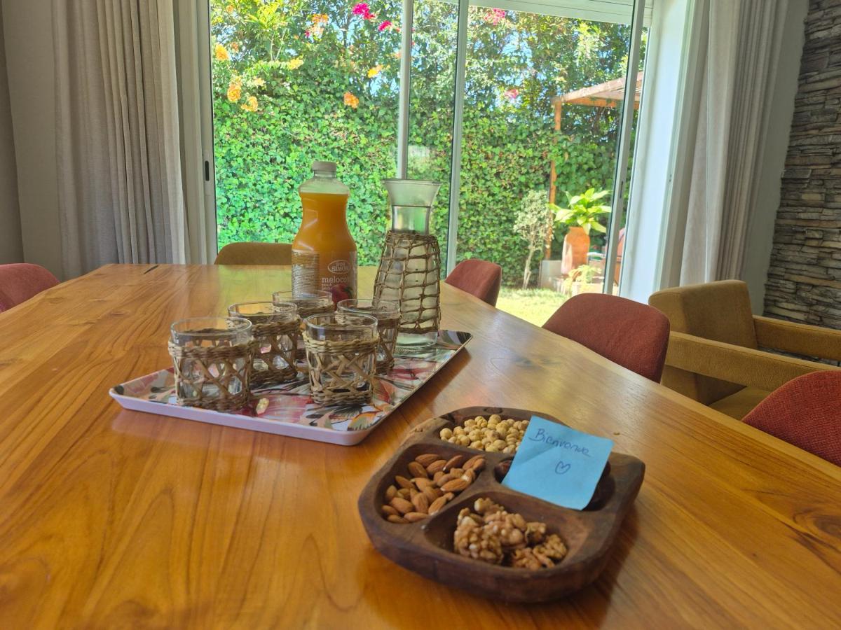 Beach Villa with Private Pool, Ideal for Families - B&B Casablanca