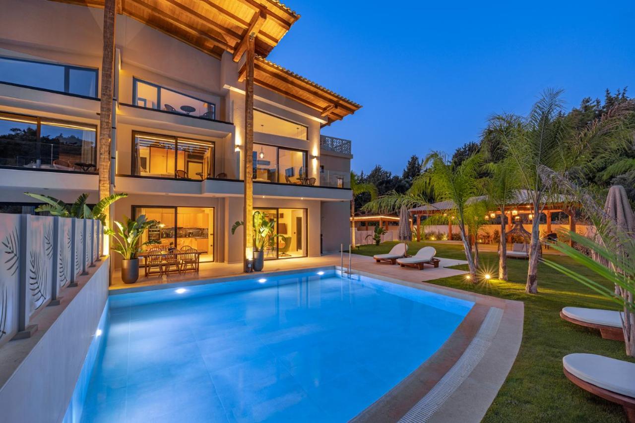 Costas Luxury Villas - Athena's Villa - Chambres d'hôtes Koskinoù