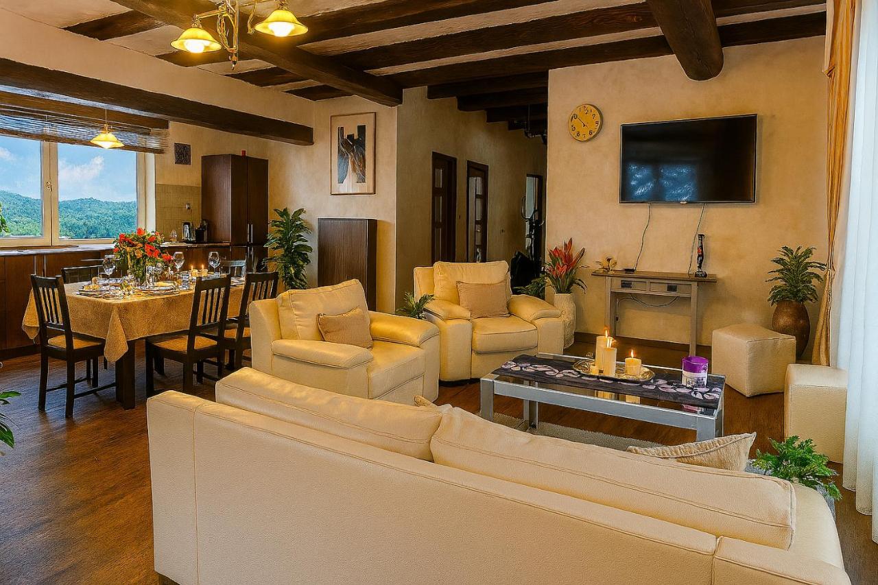 Bellevue Beam House - B&B