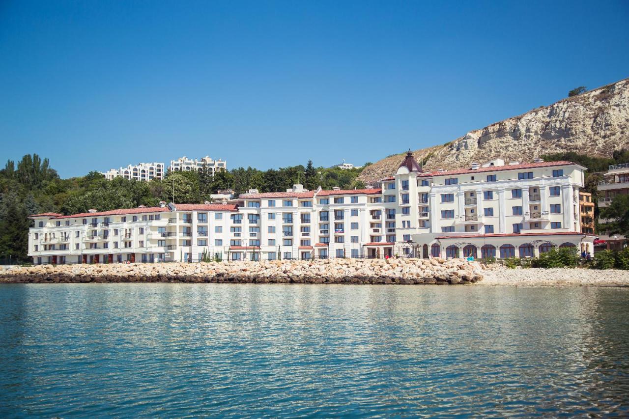 Apartment Cotty, complex Carpe Diem Balchik - Ferienwohnung Baltschik