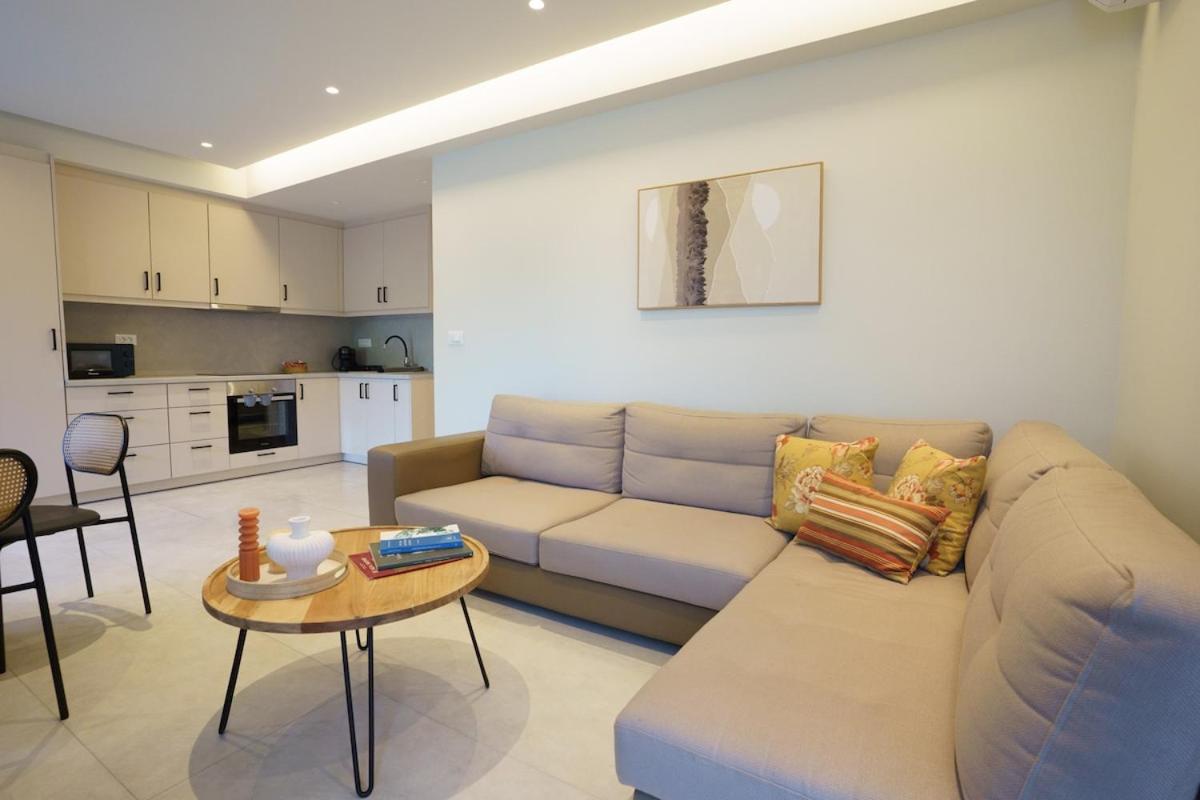 Ε&Α Luxury Apartment - Ferienwohnung Chios