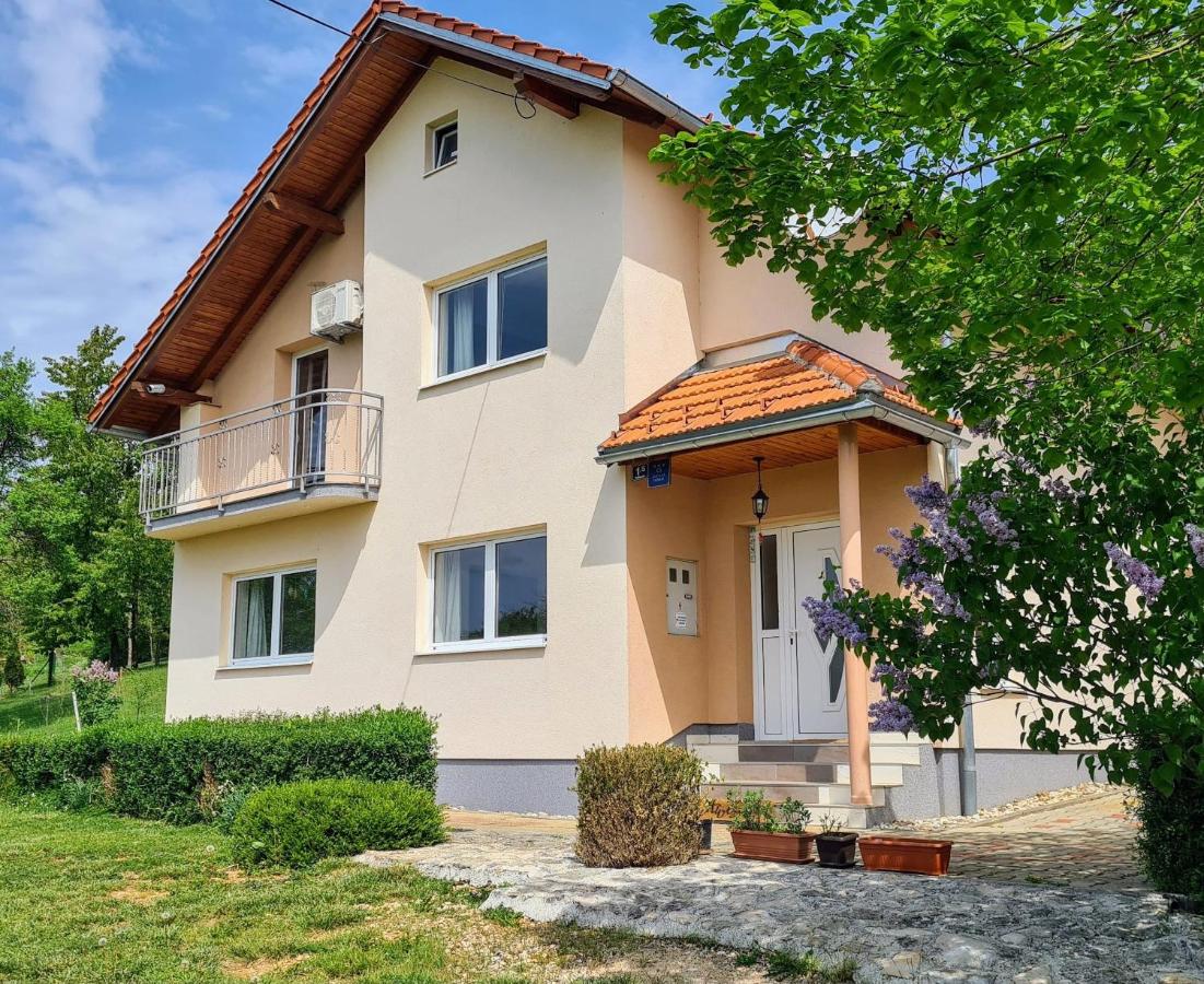 Kuća za odmor Mia u Lici - B&B Gospić