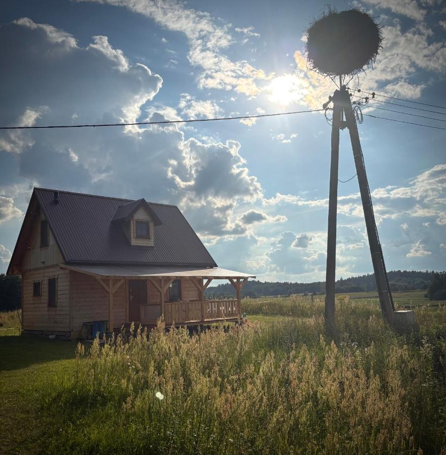 Bociani Zakątek nad jeziorem - B&B