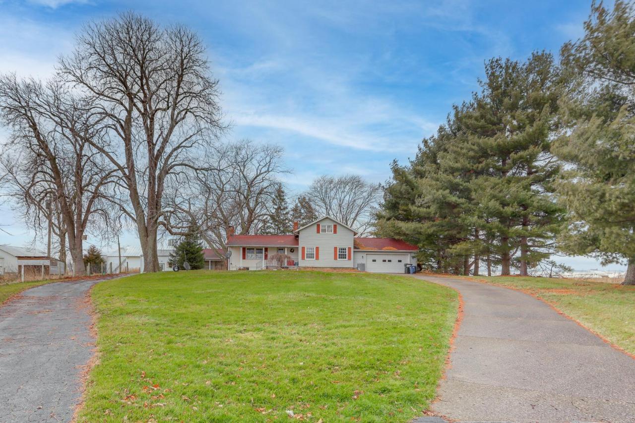 Central and Private Milan Home about 10 Mi to Sandusky! - B&B