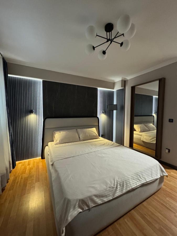 K&M Apartment - Ferienwohnung Pristina