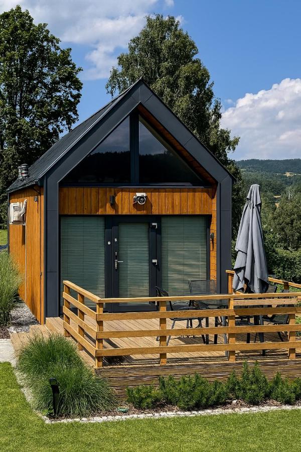Sovanova Domki w Górach Sowich z Tarasem i Widokiem - B&B