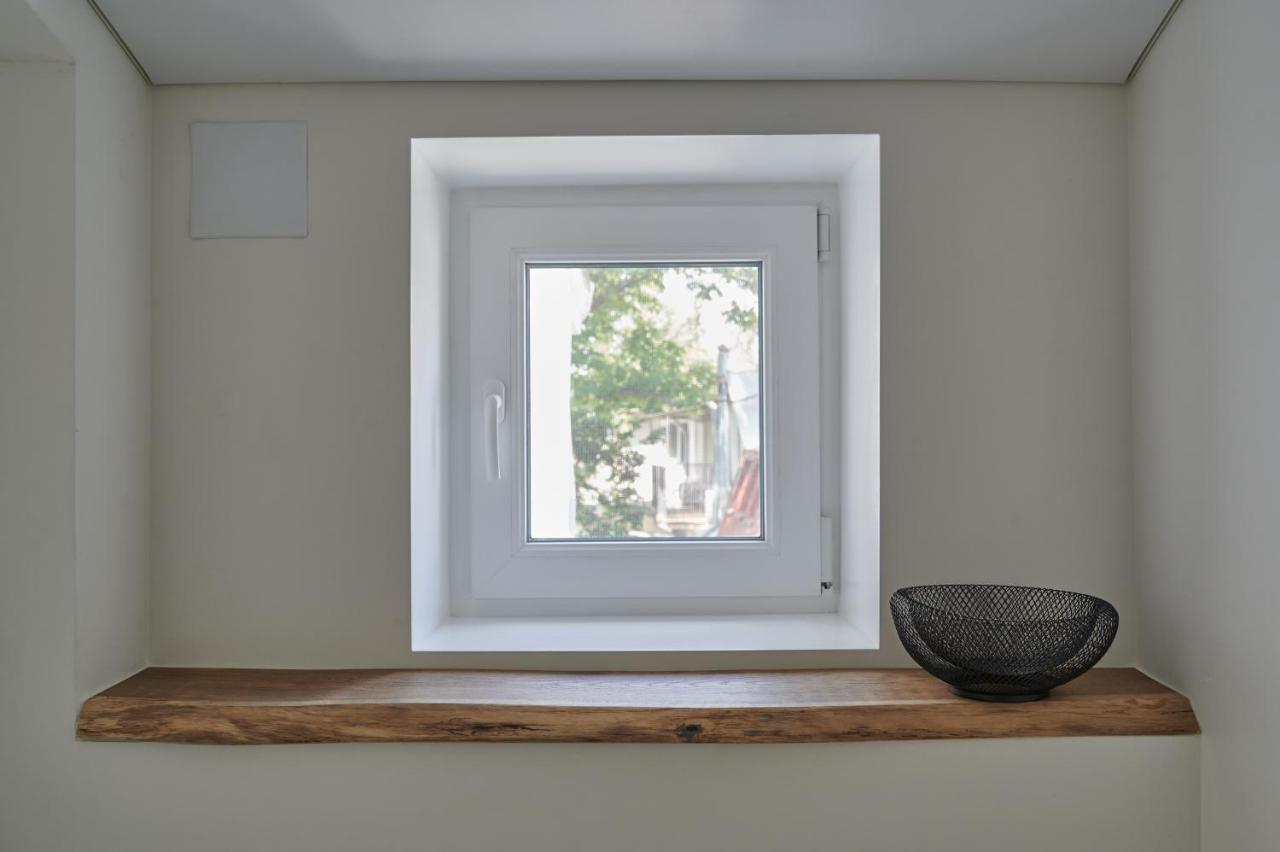 White Door Apartments 3 - B&B Odesa