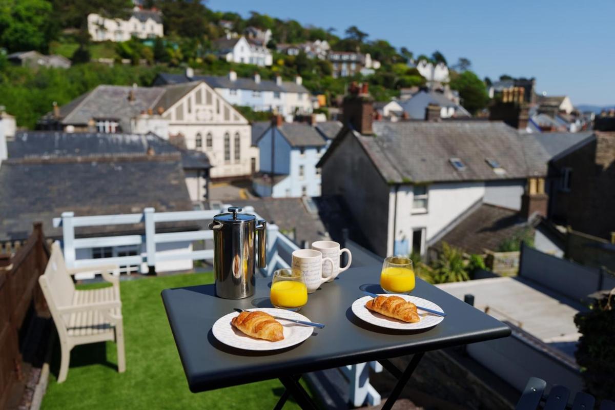 Mousehole in Aberdyfi Charming Seaside Fisherman's Cottage - B&B Aberdyfi