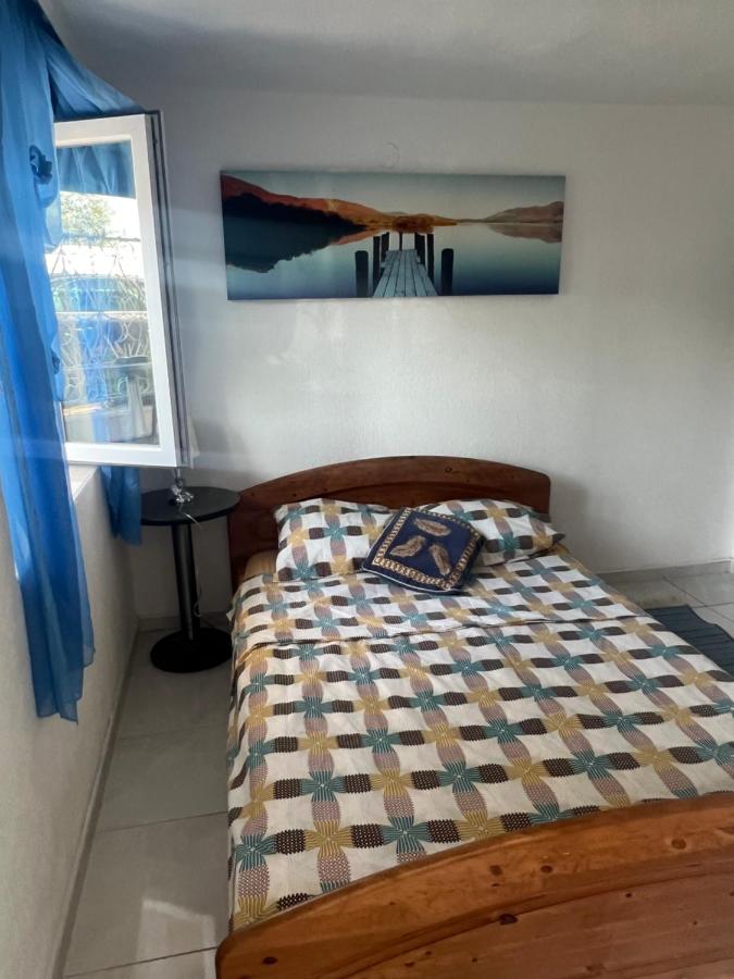 Apartmani Amira Sutomore - B&B Sutomore