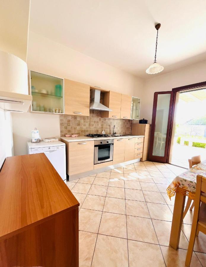 Dimora Paradiso Casa Vacanze con ampio giardino e parcheggio - Ferienwohnung Galatina