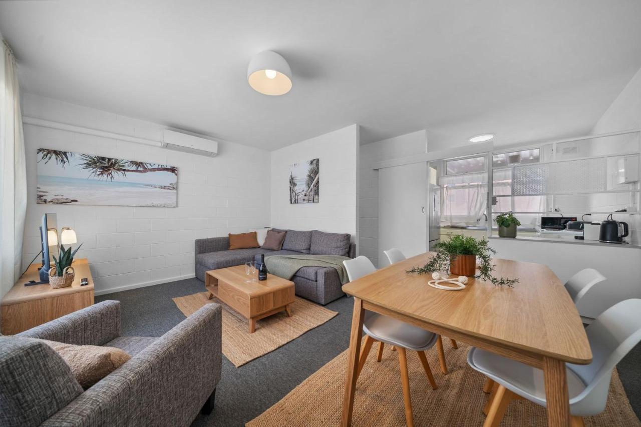 Belle Escapes - Sussex By The Sea - B&B Glenelg