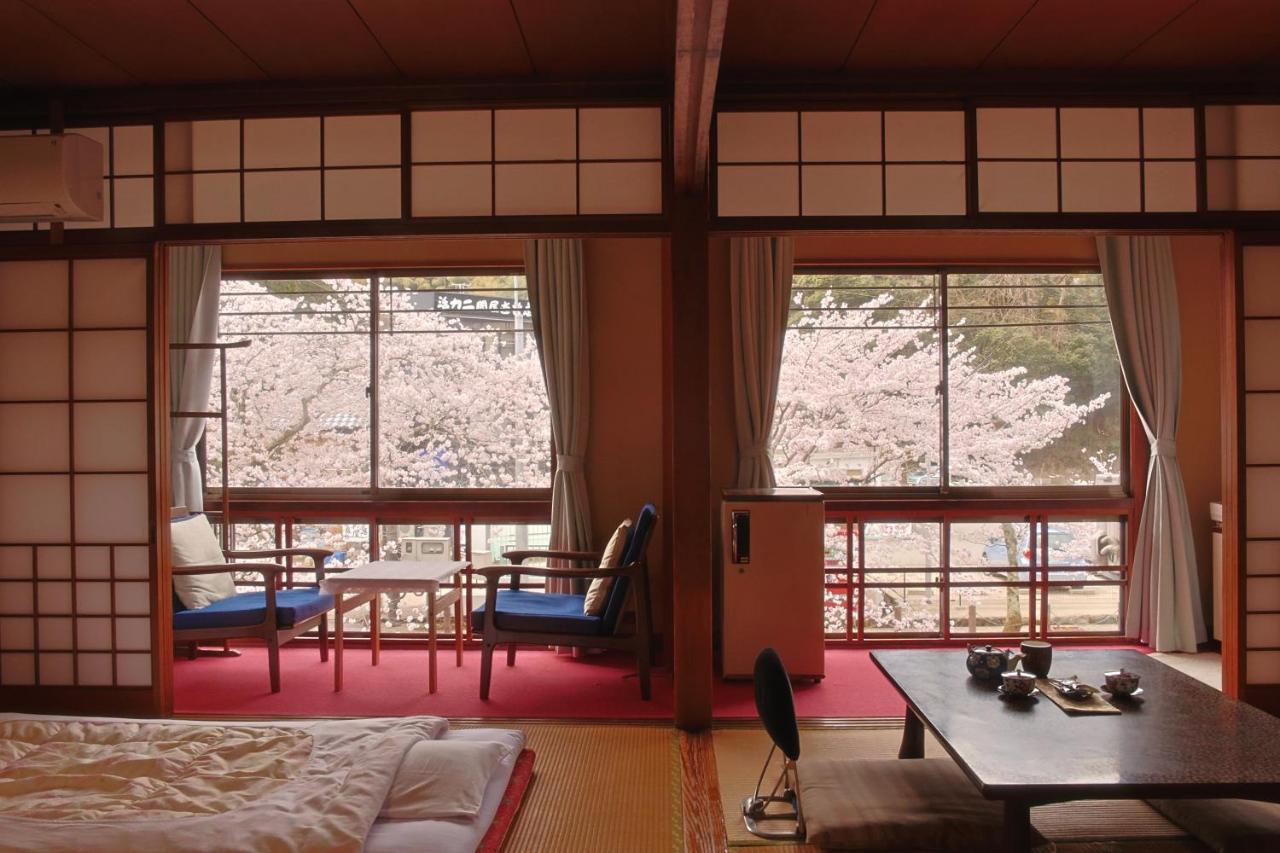 Japanese-Style Quadruple Room