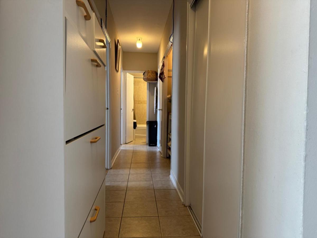 Private Double Room in Downtown Toronto, Steps to Subway & CN Tower - Ferienwohnung Toronto