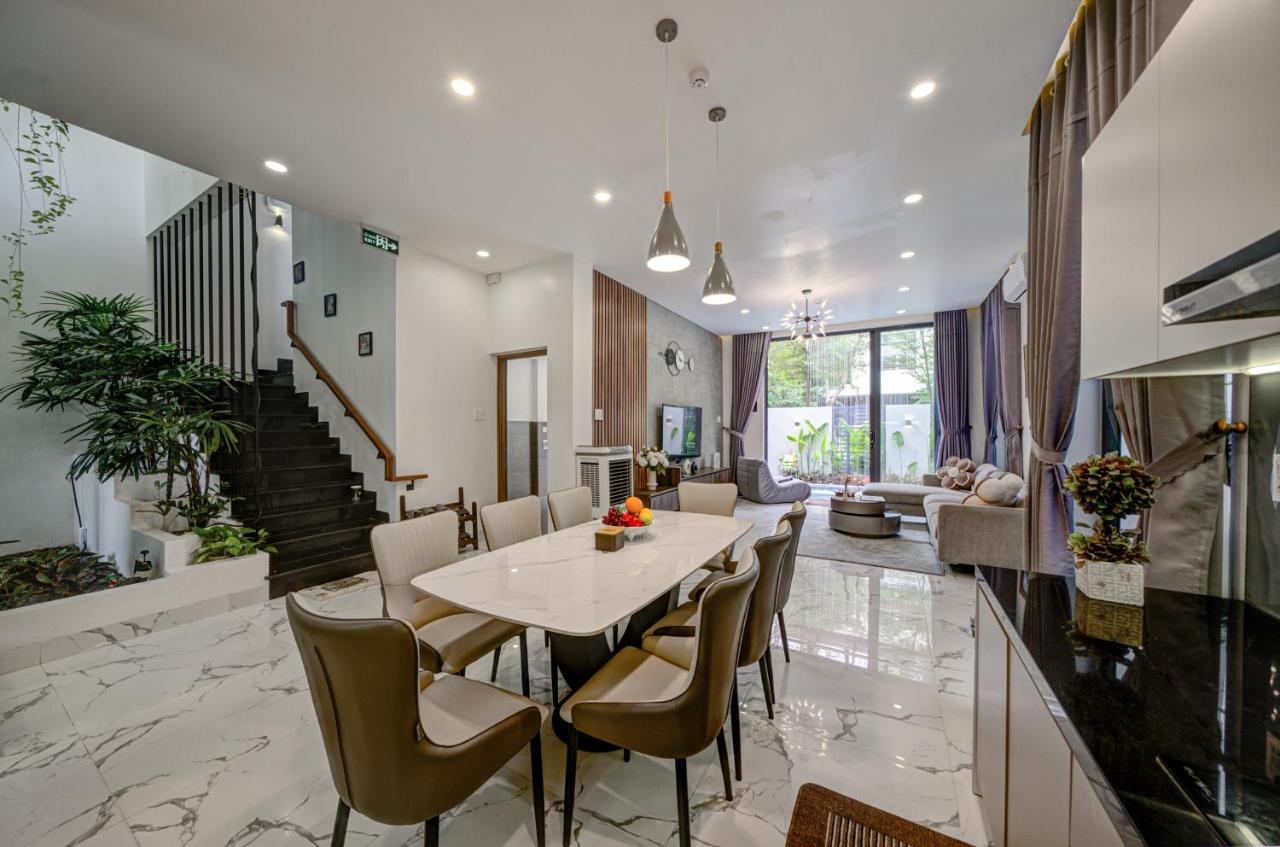 The Querencia Paz Luxury Private Pool villa - Free Pick up and Full AC - B&B