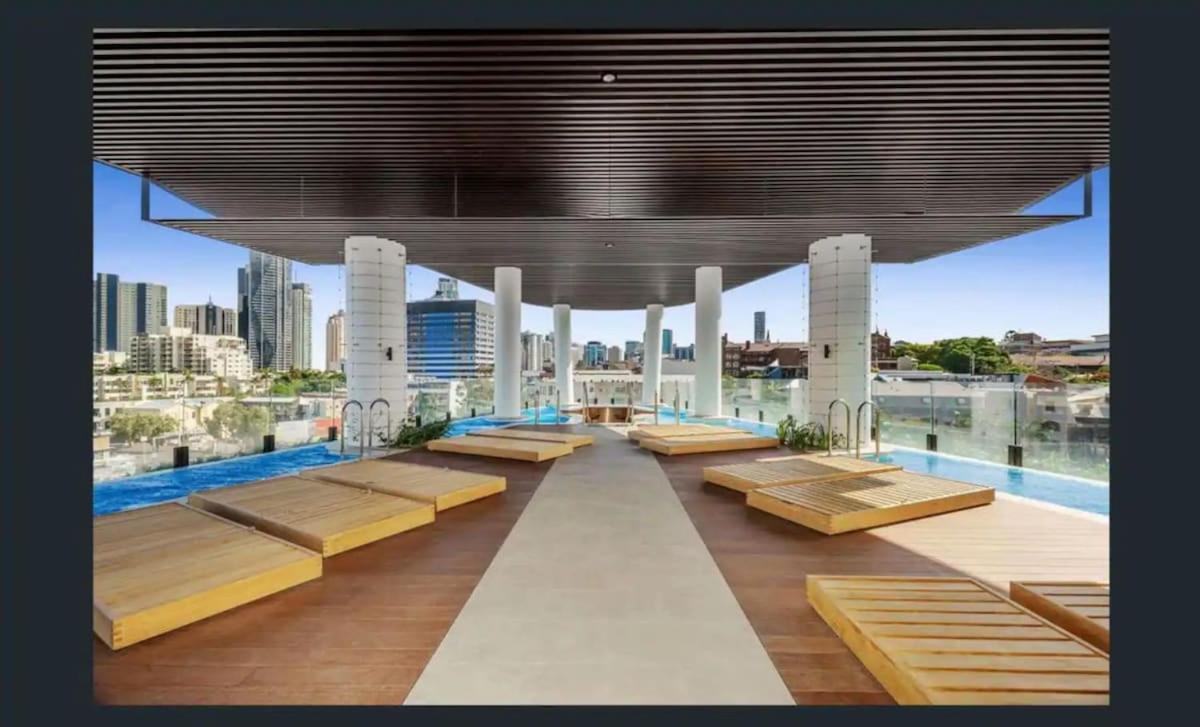 101Q Happy GymPool Free Parking Chinatown Abnb-Style 2BR - B&B Brisbane