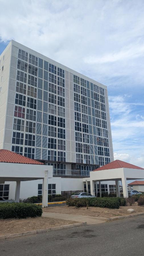 Kacey's Oceanview Condo - Ferienwohnung Portmore