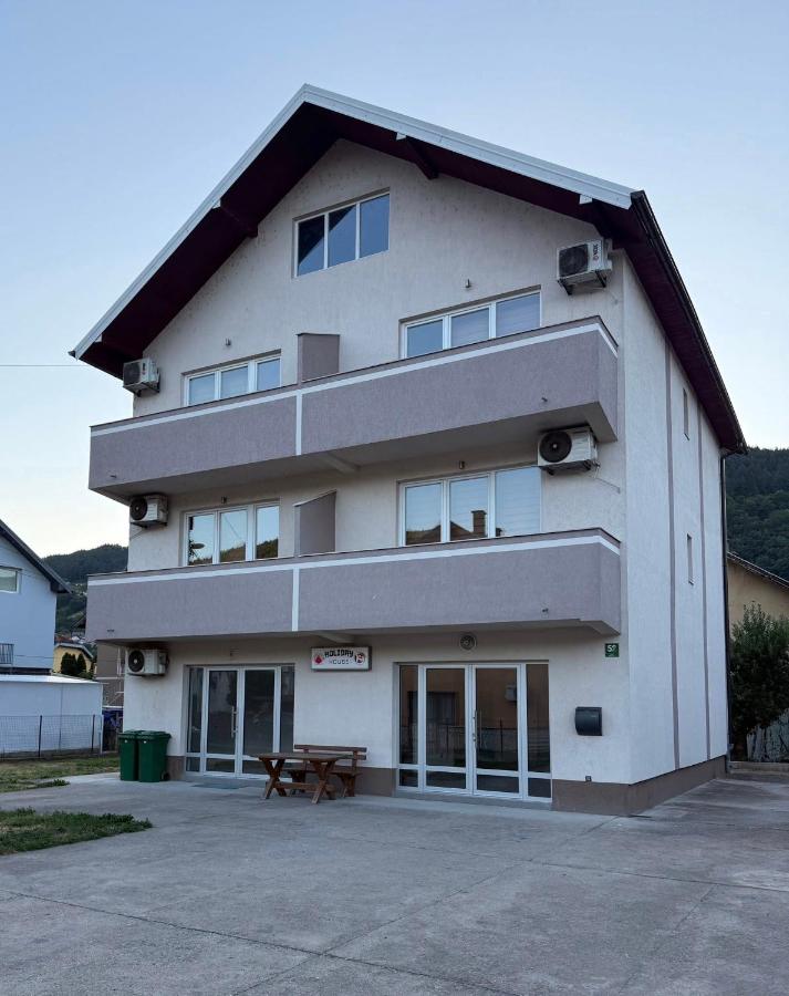 Sobe Holiday Goražde - B&B Goražde