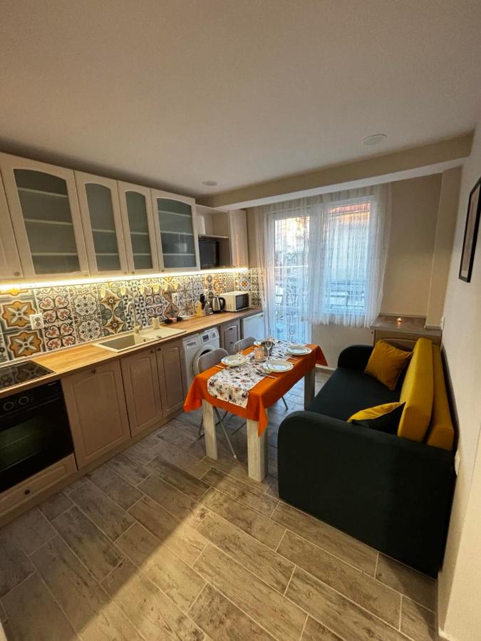 АпартаменЪТ у Град - B&B