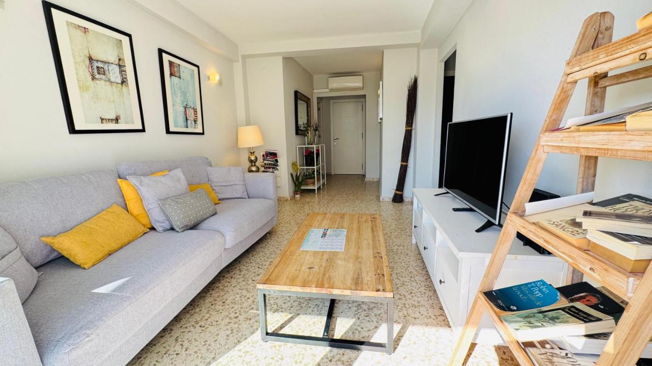 Room City Centro Castillo San Luis - Chambres d’hôtes Estepona