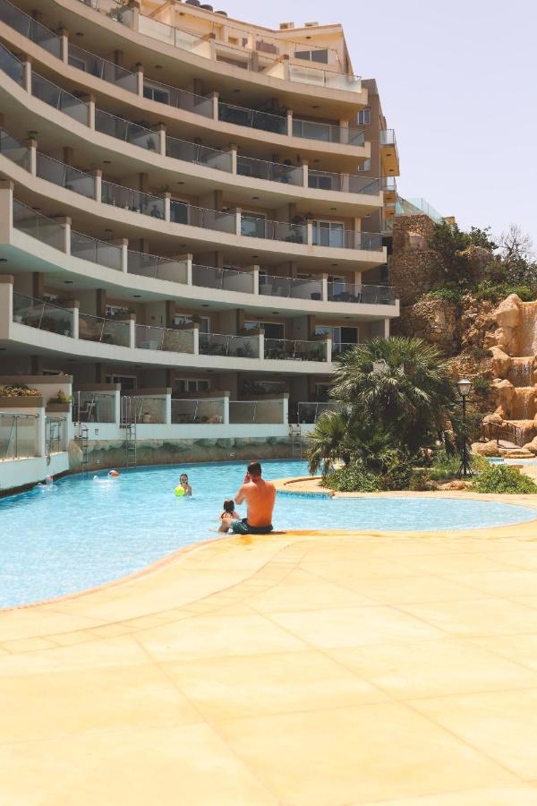 Gorgeous 2BR Gozo Apt with private balcony & Pool by 360 Estates - B&B