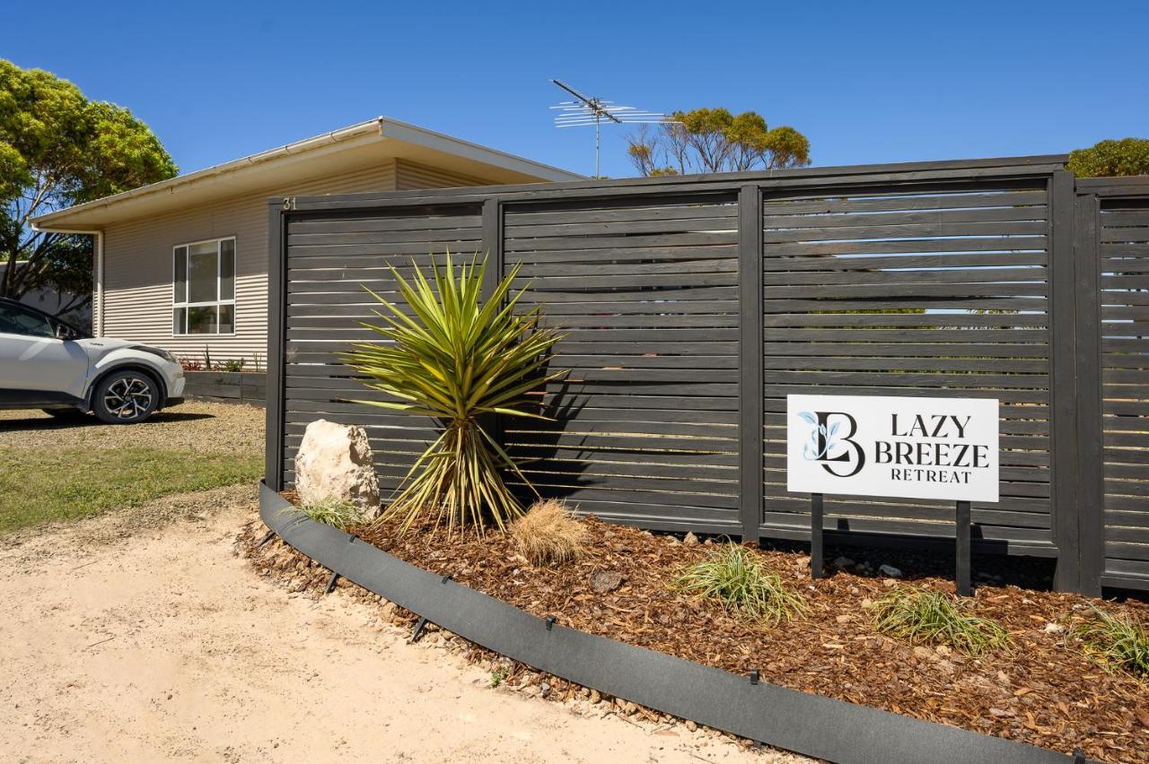 Lazy Breeze Retreat 31 Beach Crescent, Baudin Beach - Bed and Breakfast Baudin Beach