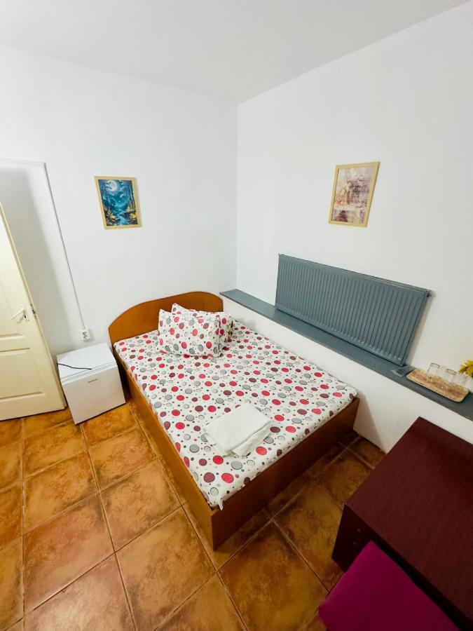 Zimmer mit Queensize-Bett