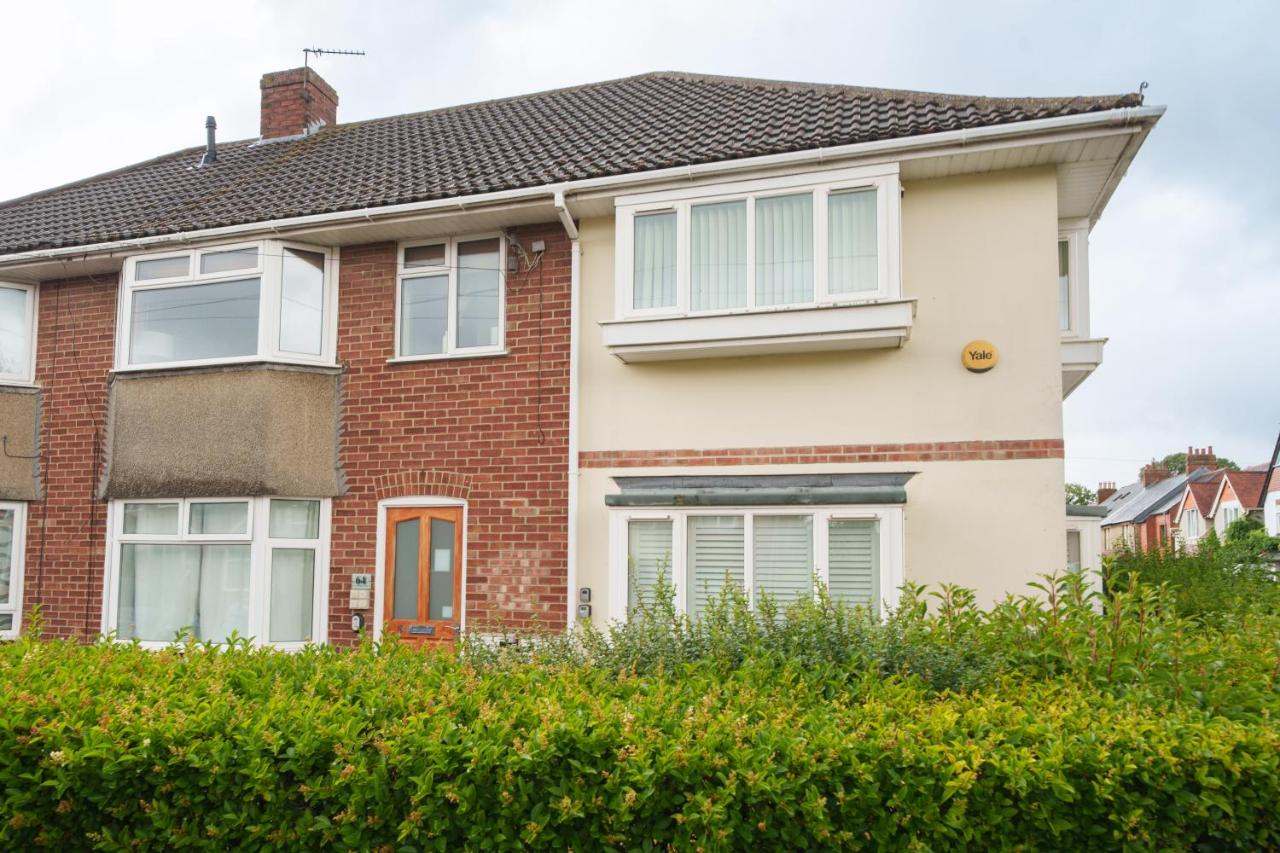 2-bedroom apartment in Headington with free parking, walking distance to Oxford Hospitals & Brookes Uni - B&B