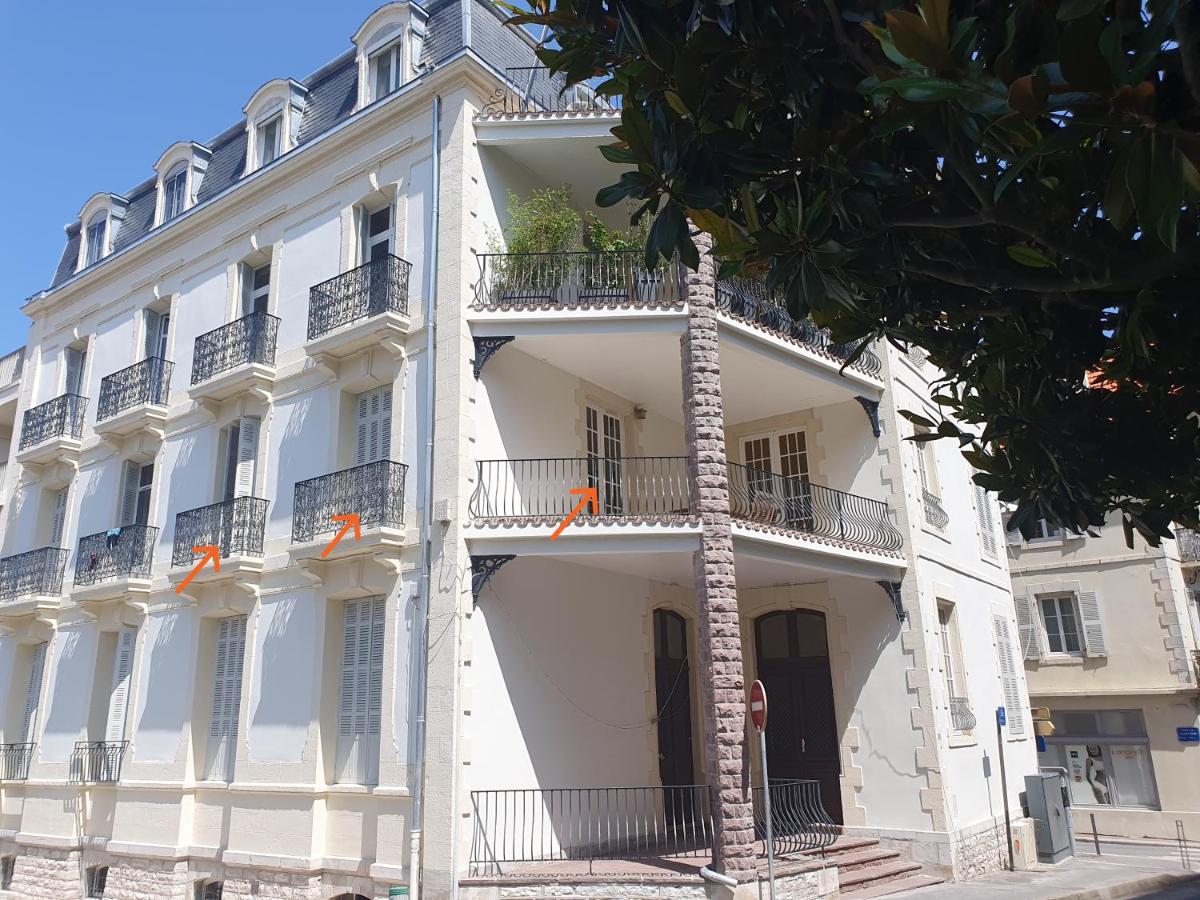 Beautiful and bright 1st Floor Flat with large Terrace - Biarritz City Center - Chambres d’hôtes Biarritz