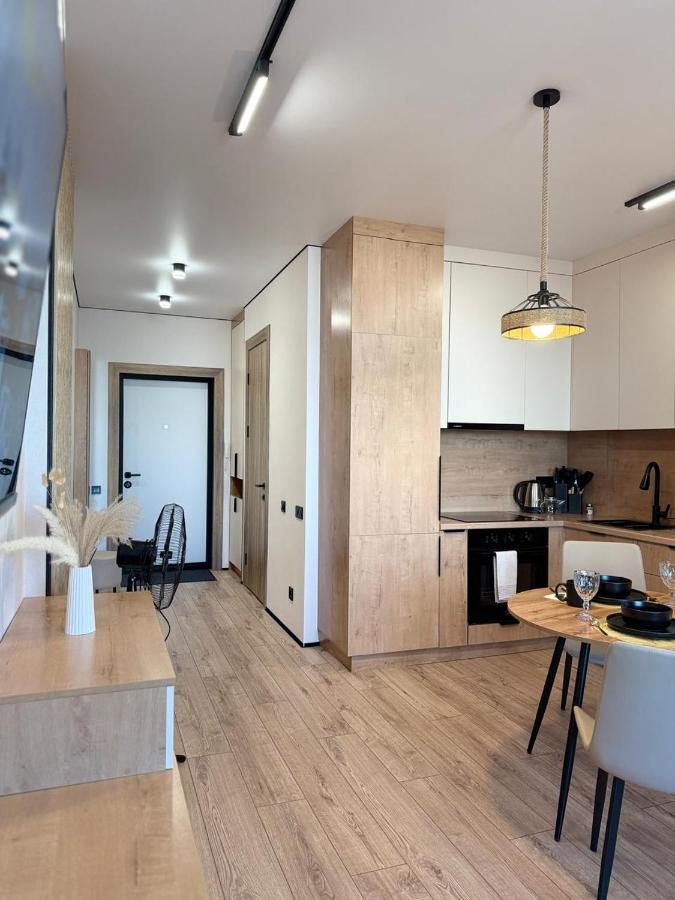 АПАРТАМЕНТЫ ARENA GARDEN новая студия класса LUX - Ferienwohnung Astana