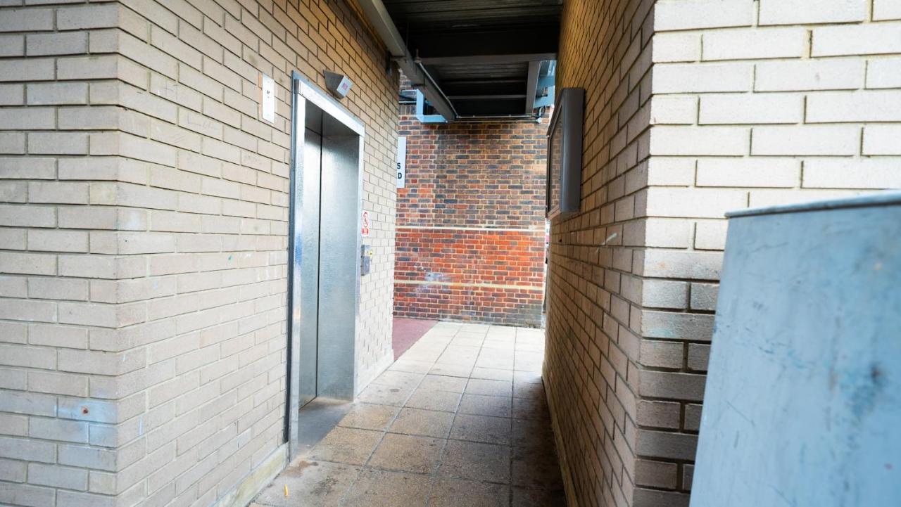 Cosy Flat in the Heart of Greenwich - Bed and Breakfast Londen