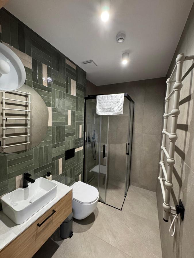 Economy Triple Room with Shared Bathroom
