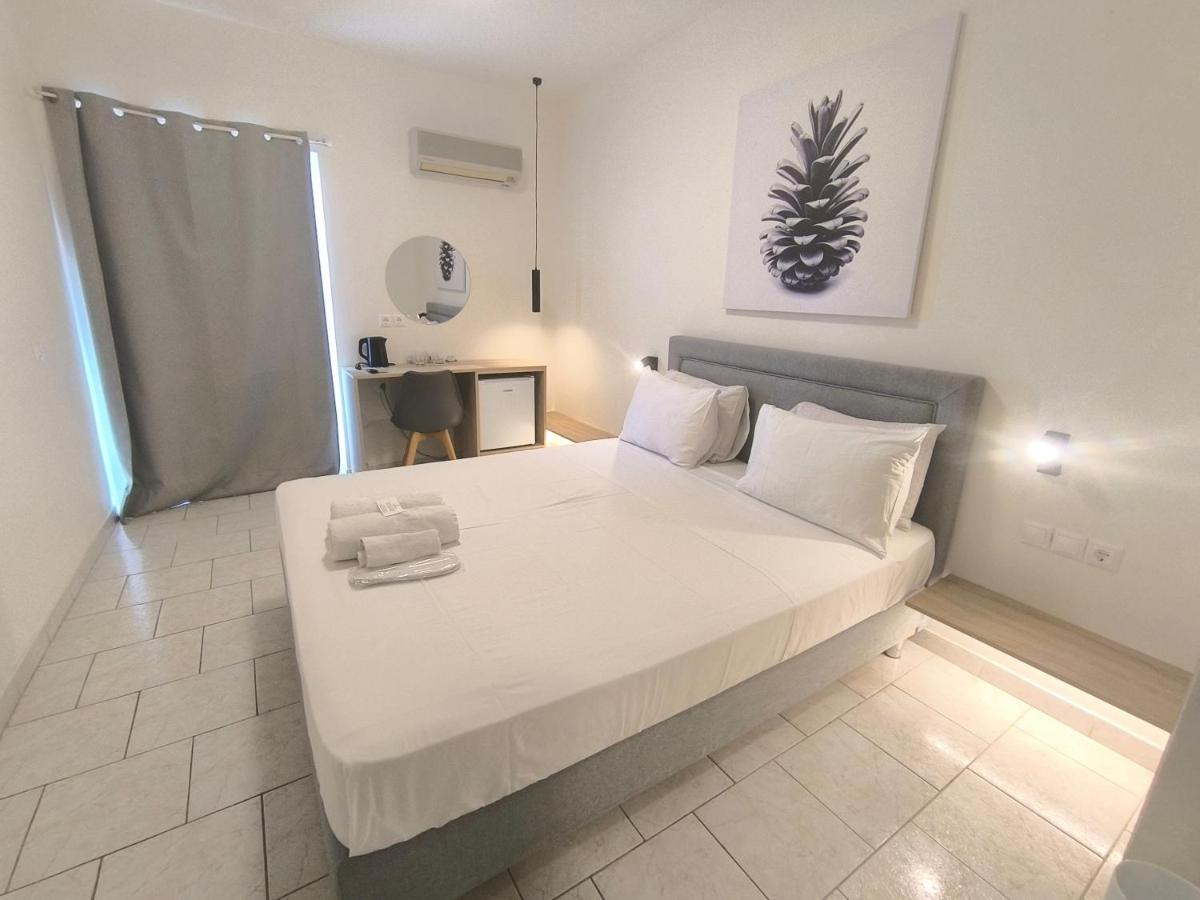 Double Room with Pool View
