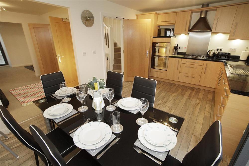 St Stephens Court, Marina - Ferienwohnung Swansea