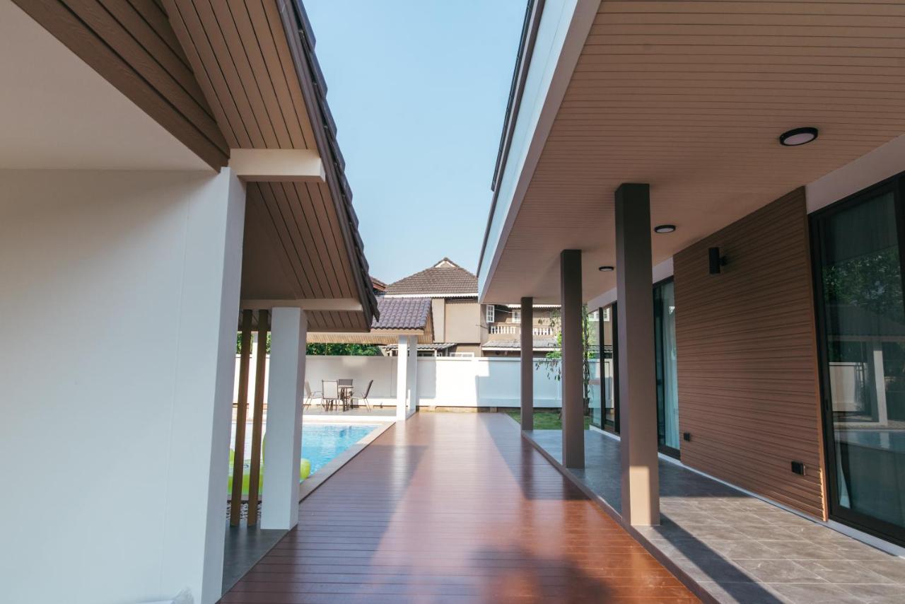 Ma-Umi Chiang Mai pool villa 5 BRs - 10 mins to city center and Airport - Ferienwohnung Chiang Mai