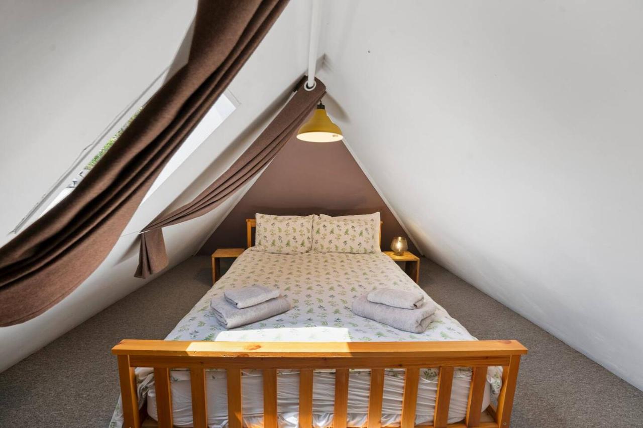 Oaktree Barn - B&B