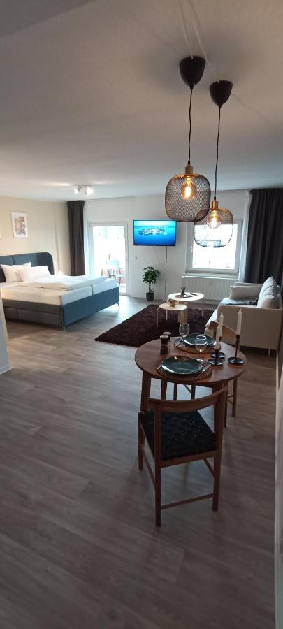 Apartment Zeisigwald - Balkon, Küche, WLAN, Big TV - Chambres d’hôtes Chemnitz