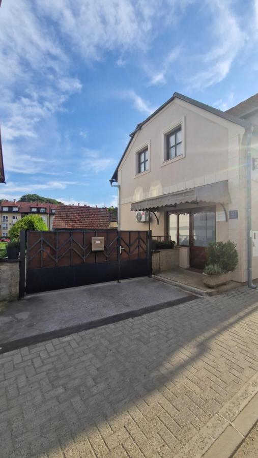 Apartment Pokos - Ferienwohnung Varaždinske toplice
