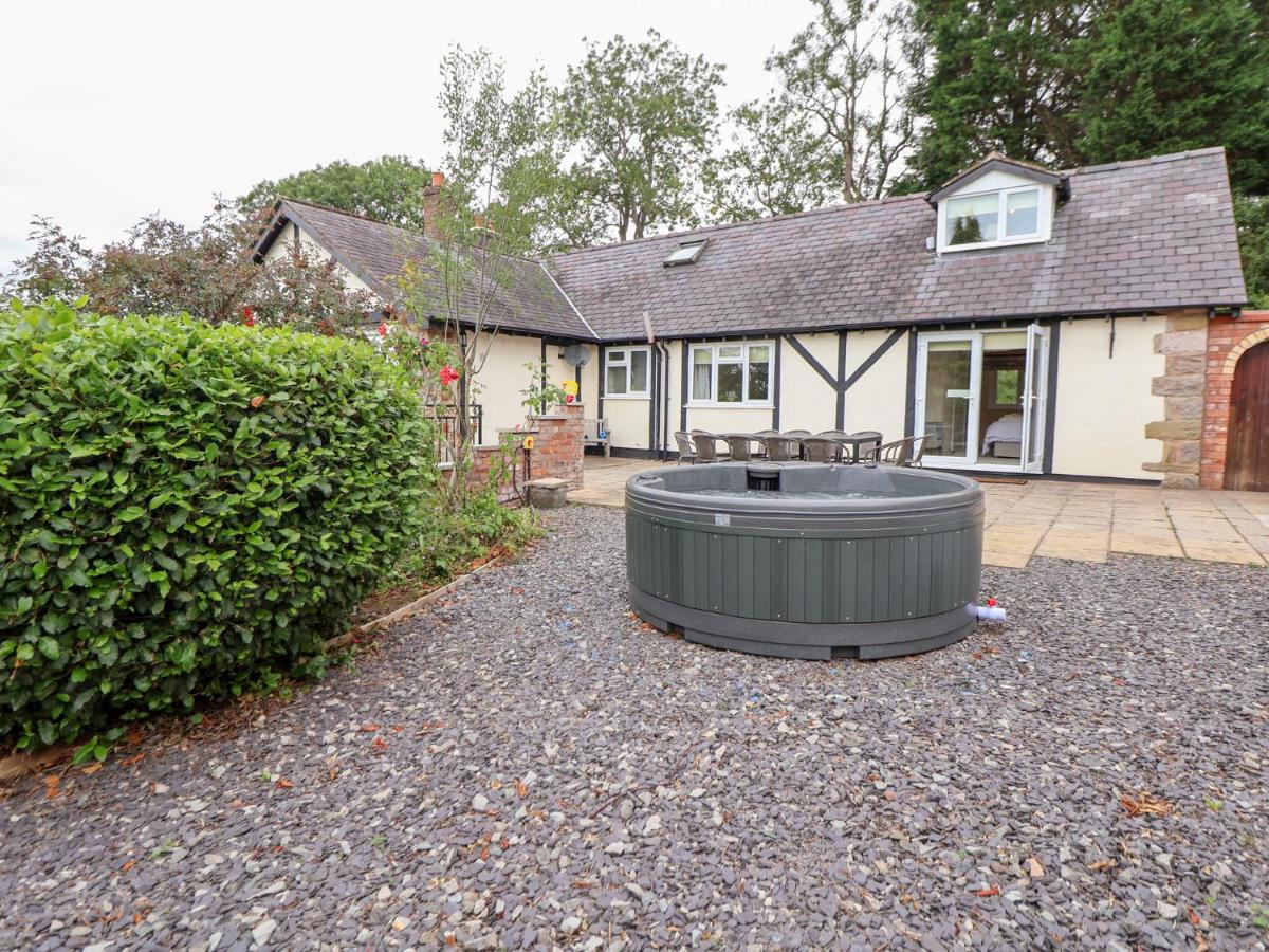 The Old Barn - B&B Ruthin