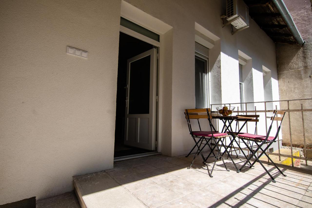 Mérey Harmónia Apartman by Mital - B&B