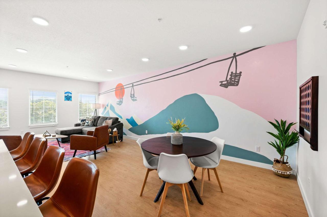 Cozy Ski Lodge 2BR 2BA Rooftop Garage - B&B Salt Lake City