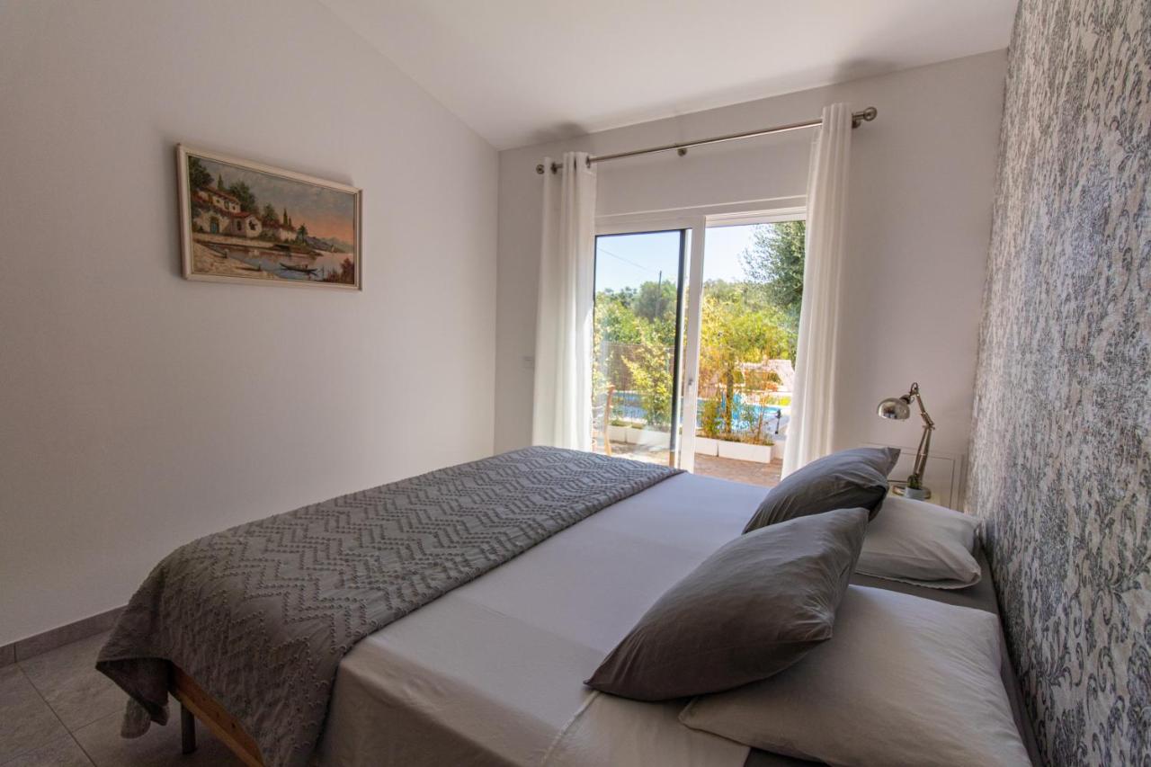 Farm Lodges Olive, Casa Jacaranda - Ferienwohnung Moncarapacho