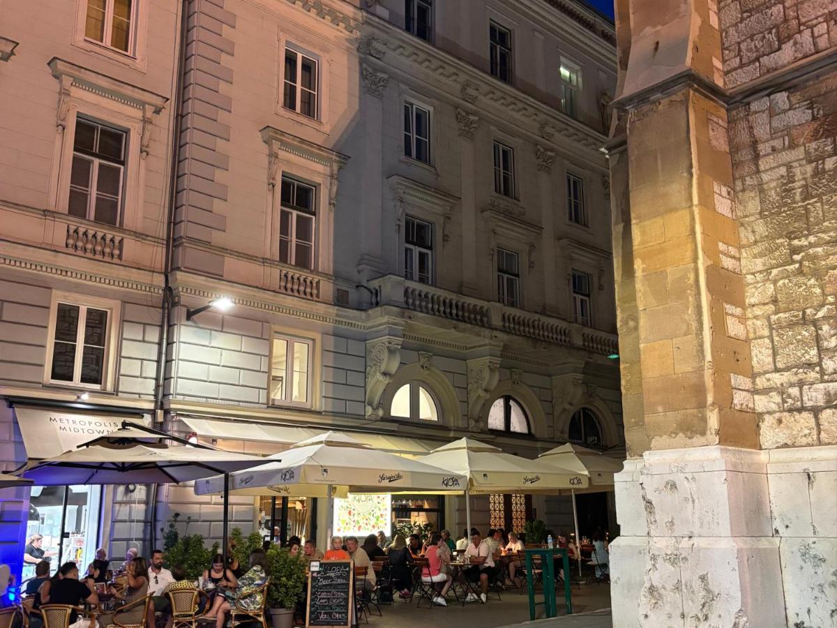 Soulhaus Sarajevo - Boutique Apartments, First Floor, City Center - Bed and Breakfast Sarajevo