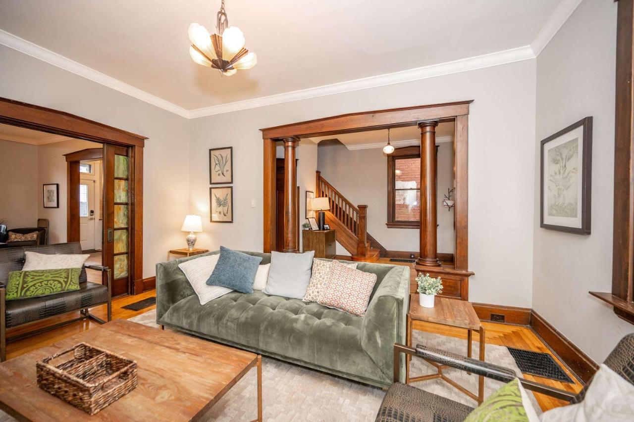 Doctors Retreat with Hot Tub - B&B Dayton