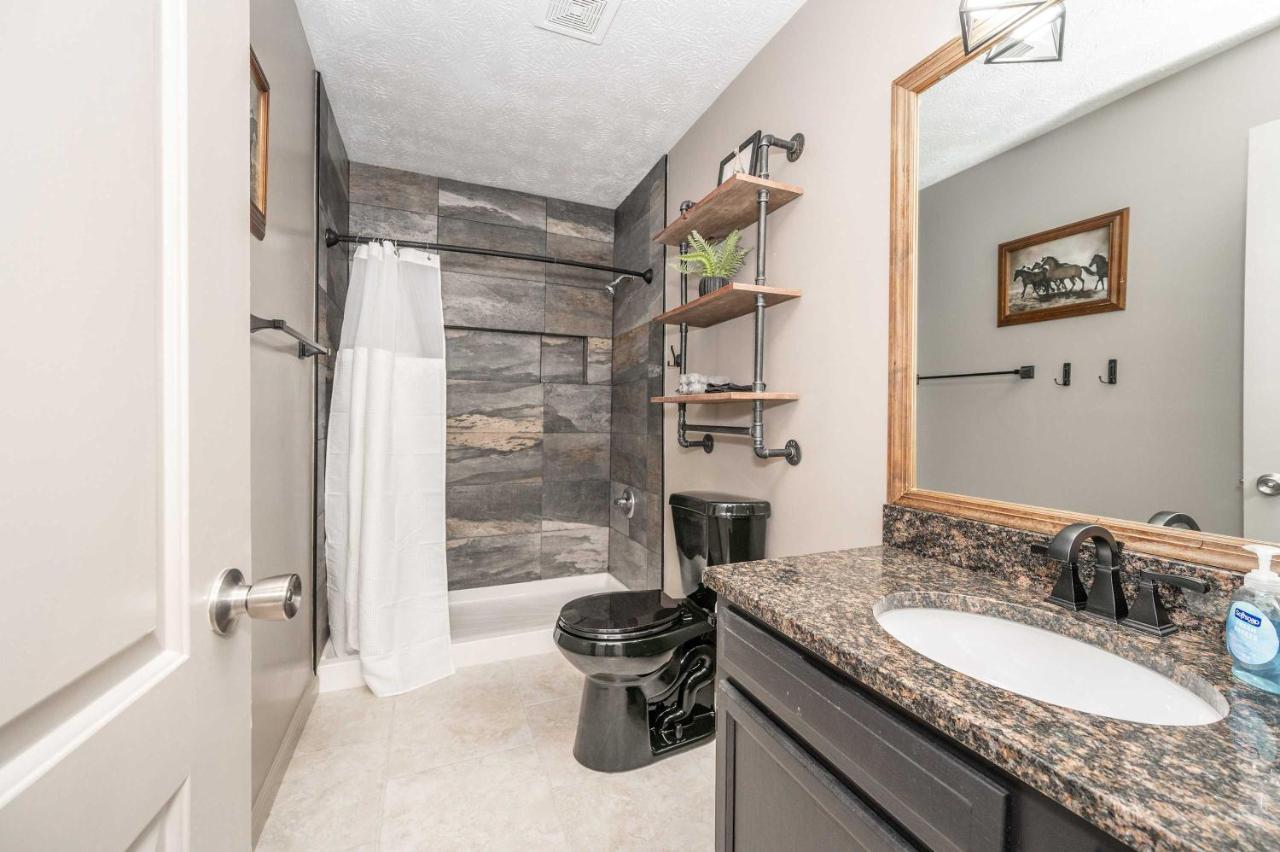 Ark Encounter 5 Min, Modern 2BR, Sleeps 4 - B&B Williamstown