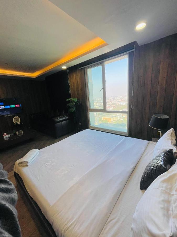 Studio Apartment in Gold Crest - DHA Lahore - B&B Lahore