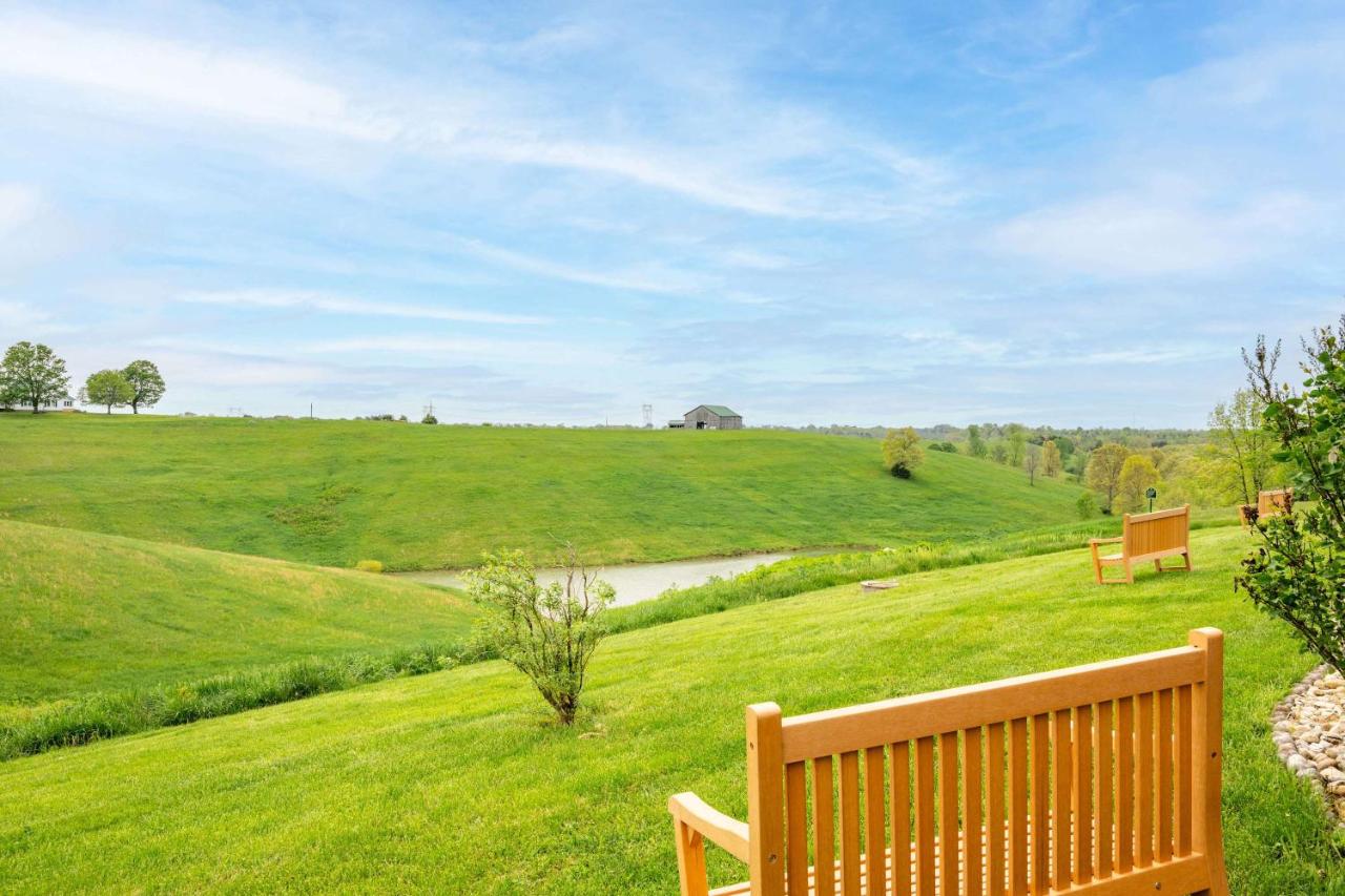 Ark Encounter 5 Min, Pond Retreat, Sleeps 10 - B&B Williamstown