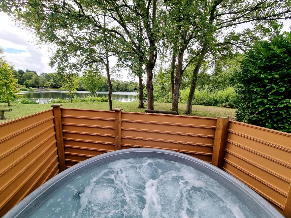 Maple Lodge 11 Hot Tub & Sauna - Ferienwohnung York