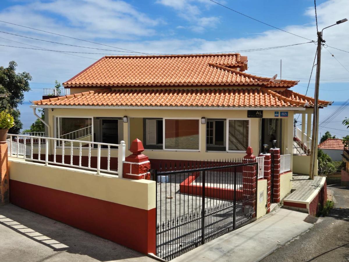 Villa Pedro, Big House - B&B Calheta