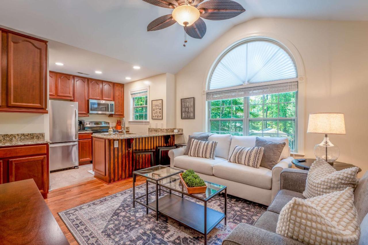 Dragonfly Cove - Private Dock - B&B Mooresville